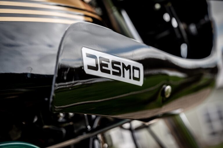 Ducati 900SS Desmo