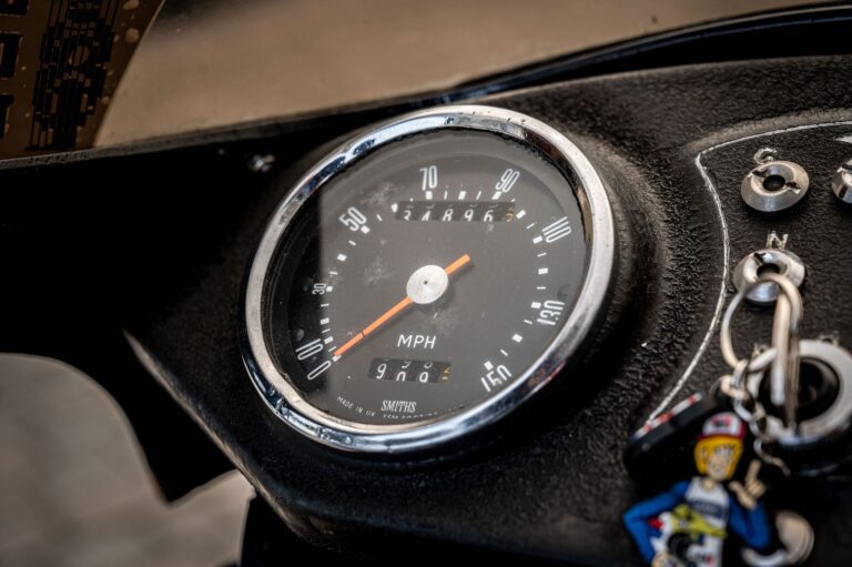 Ducati 900SS speedo