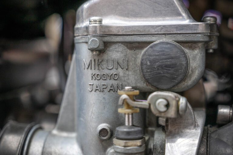 Kawasaki Z engine detail