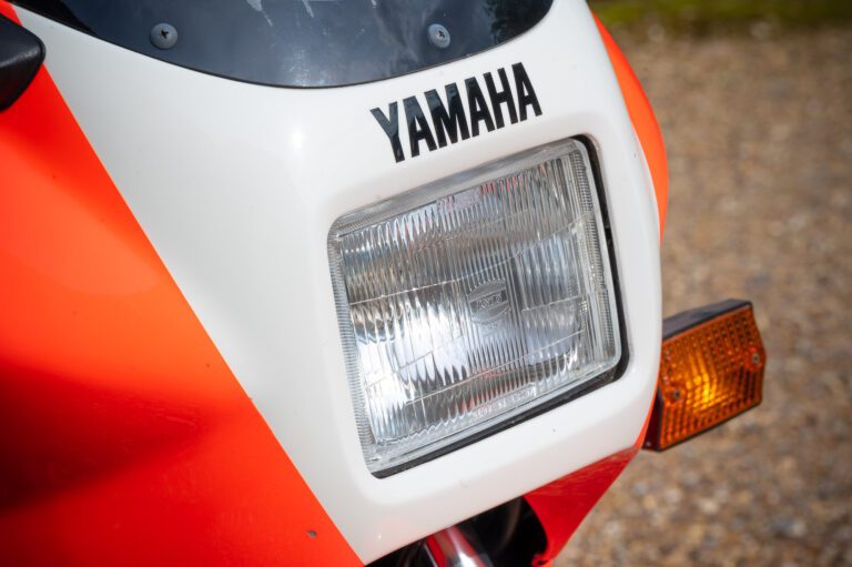 Yamaha RD500LC headlight